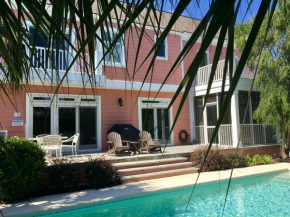 Secret Oasis 3 bdr 3 night minimum Private Pool Half mile to beach